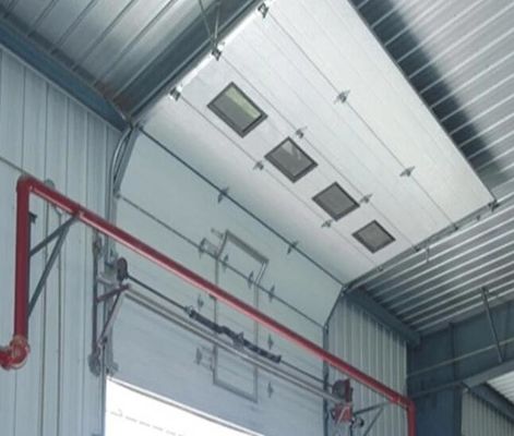 Portas seccionais com isolamento personalizado Liga de alumínio Garagem/Posição de loja Exterior por atacado Fabricação de fábrica