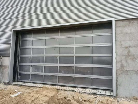 Portas de vidro de alumínio personalizadas da garagem - solução total para os projetos transparentes