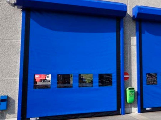 Portas de rolos rápidos transparentes de obturador operação manual Servo de aço galvanizado