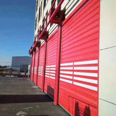 Portas aéreas seccionais comerciais para estações de bombeiros e portas de elevadores industriais