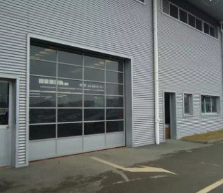 Eficiência de isolamento de alumínio portas seccionais de garagem vidraça dupla 9x8 9x7 16x7 moderno