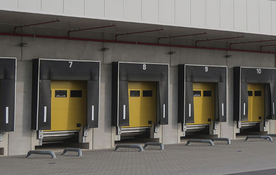 Estrutura Abrigo de doca inflável Design flexível e personalizado Armazém de alimentos Baía de carregamento Elétrico ajustável