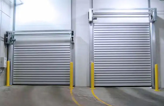 Porta em espiral motorizada de alta velocidade com sensor fotoelétrico 0,8m/s Velocidade e 220V/50HZ Fornecimento de energia Industrial automática