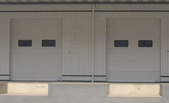 Portas seccionais isoladas de espuma de poliuretano branco com limiar de alumínio