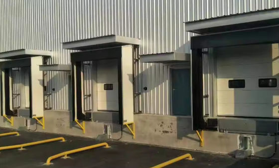 Resistência Rectangular Refugio de doca inflável Instalação fácil Estrutura de aço para durabilidade