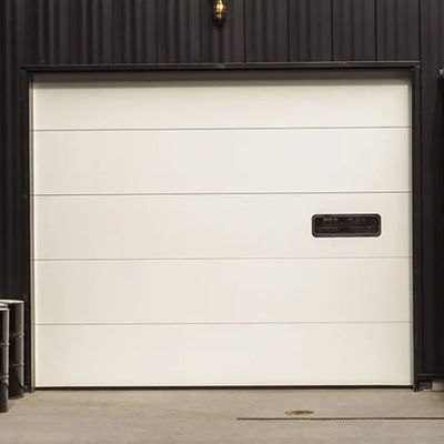 Portas seccionais isoladas de aço Engrenagens / fechaduras Finish revestido em pó para entrada segura em casa Metal Porta rolante de alta velocidade