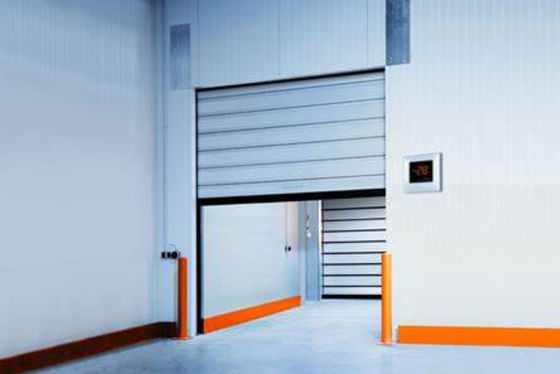 Porta em espiral de velocidade controlada por PLC para segurança melhorada Velocidade de abertura rápida para estacionamento subterrâneo