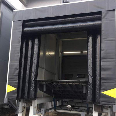 Abrigos de porta-aviões infláveis com resistência UV para fácil instalação Abrigos de contentores de PVC Seccional Industrial
