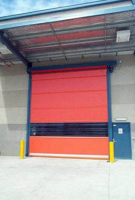 Portas de rolos rápidos motorizadas para armazéns de alta segurança