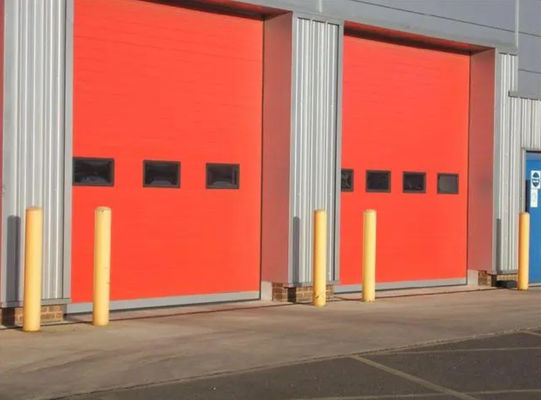 Porta de rolos rápidos resistente a intempéries personalizada com isolamento térmico e ruído