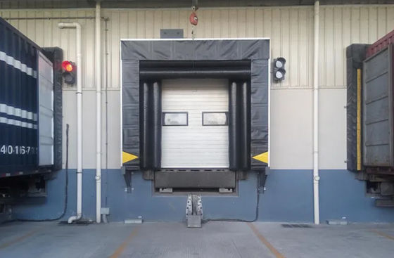 Sistema de carregamento ajustável de cor personalizado Abrigo de porta de doca para industrial Feito de material de borracha plástica de PVC