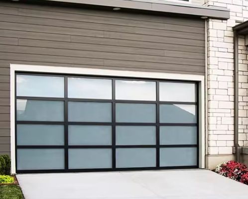 Automático eléctrico de rolagem exterior Segurança Alta resistência à água Classe 3 Porta de garagem transparente Porta de garagem seccional de vidro