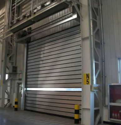 Liga de alumínio Potência do motor da porta espiral de alta velocidade 0,75KW Eficiência de segurança ≤ 2,0m3/ M2.s Velocidade de fechamento 0,8m/s