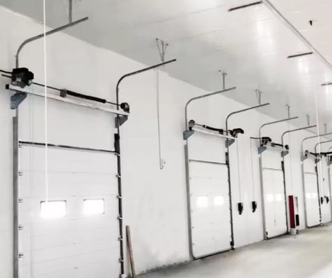 Portas aéreas seccionais comerciais de forma automática e resistentes às intempéries para estações de bombeiros