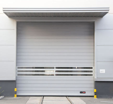 Eficiência Segurança Eficiência Resistência ao vento ≤2,0KN/m2 Velocidade de abertura 0,8m/s Porta espiral transparente de alta velocidade de alumínio