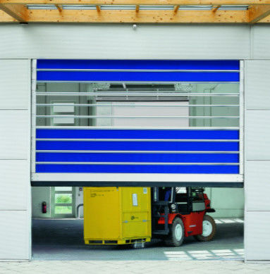 Porta espiral transparente de alta velocidade de alumínio Segurança e eficiência para resistência ao vento ≤2,0KN/m2 em qualquer temperatura