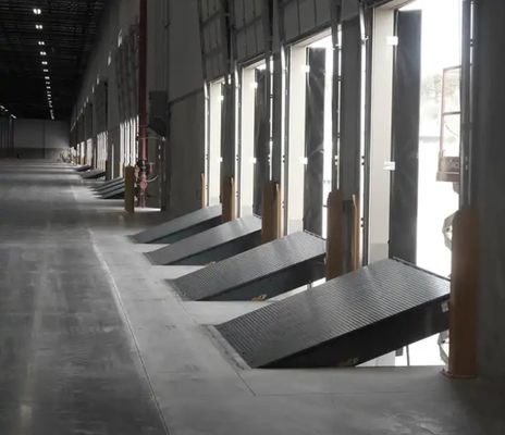 Niveladores de doca manuais hidráulicos ajustáveis para armazém com controlo remoto, oficina, placas de doca automáticas, niveladores de portas de doca para centro logístico