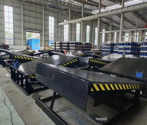 Plataforma de Docagem Automática para Oficina com Design Seguro de Alta Capacidade 25000-40000LBS com Comprimento de Lábio Personalizável - Solução de Carga Pesada para Centros de Logística e Distribuição