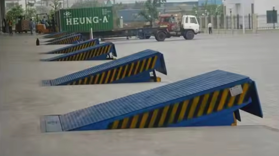 Plataforma de carregamento de aço de carga de 8T eficiente e pesada para armazéns