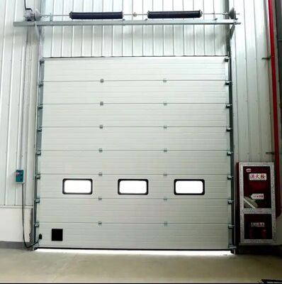 Automático com porta aérea secional controlada remotamente 50mm 80mm espessura isolada secional porta de garagem portas seccionais comerciais nível de isolamento acústico 24 DB