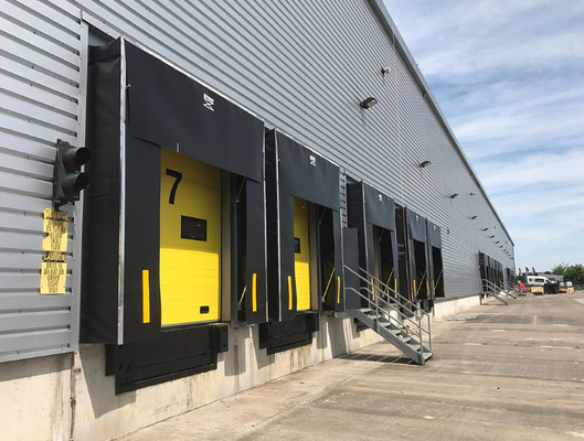 Proteção contra os elementos Sistema de carregamento ajustável abrigo de porta de doca Industrial Customizado termo-isolado armazenamento a frio Logística Baía de carregamento