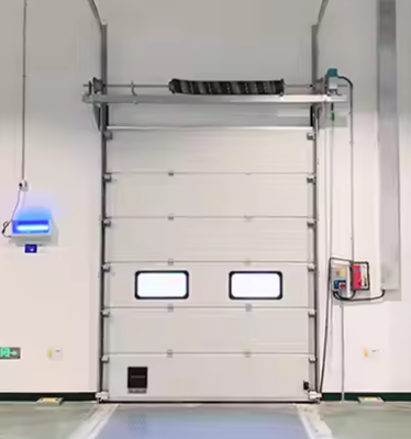 Painéis de isolamento de porta de garagem seccional de madeira de poliuretano selada contra intempéries branca para portas de garagem, portas de aço de estação de bombeiros, portas automáticas formadas