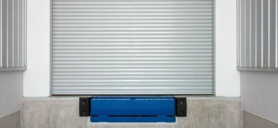 Segurança super hidráulica da doca de carga da estrutura firme para o armazém/oficina