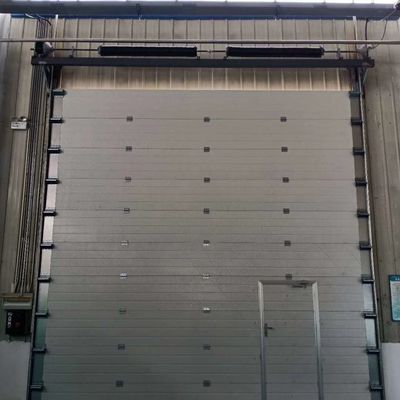 Porta aérea secional industrial da garagem do painel 0.45mm de Sandswich