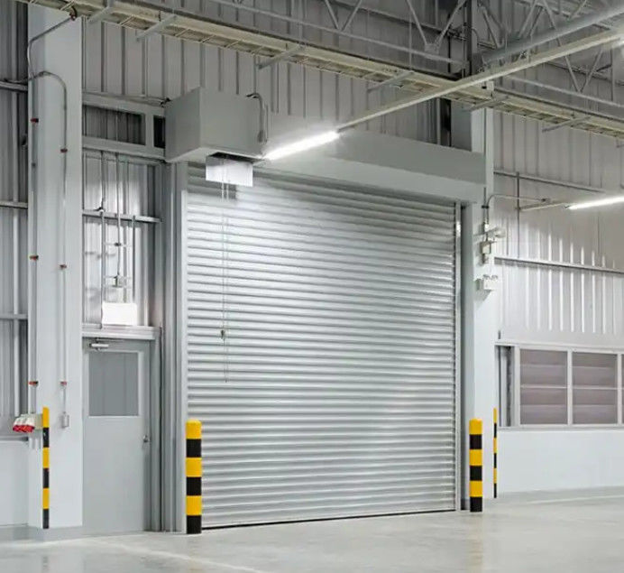 Logística Parque de canal usado controle PLC Alumínio Porta espiral de alta velocidade 0,8m/s Velocidade de abertura Resistência ao vento≤2,0KN/m2