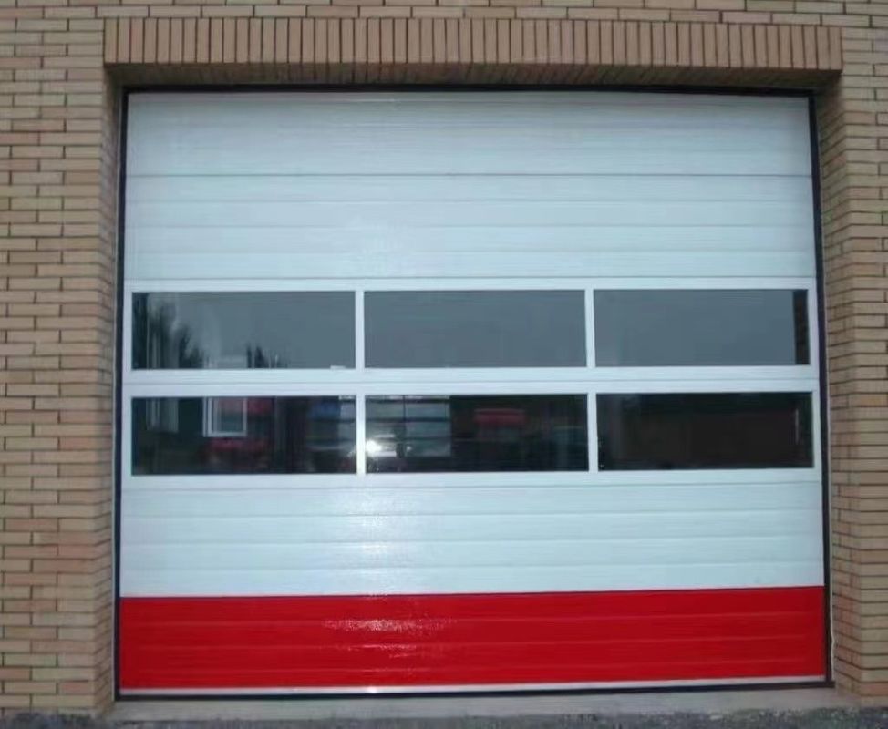 Porta de rolos rápidos de segurança avançada com isolamento térmico e design resistente a intempéries