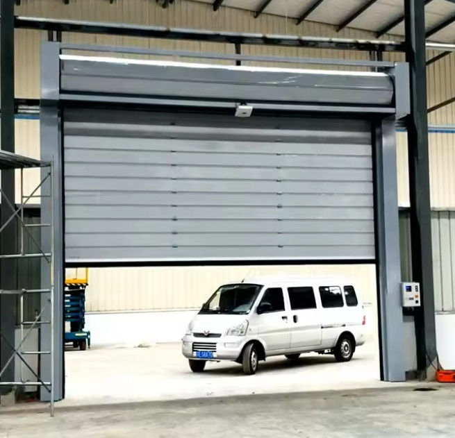Porta em espiral de velocidade com 0,8m/s abertura 0,75KW Motor Power Sistema de segurança de sensor fotoelétrico