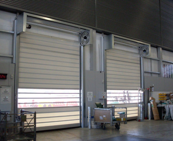 Porta espiral transparente de alta velocidade de alumínio de alta eficiência de segurança com fonte de alimentação 220V / 50HZ