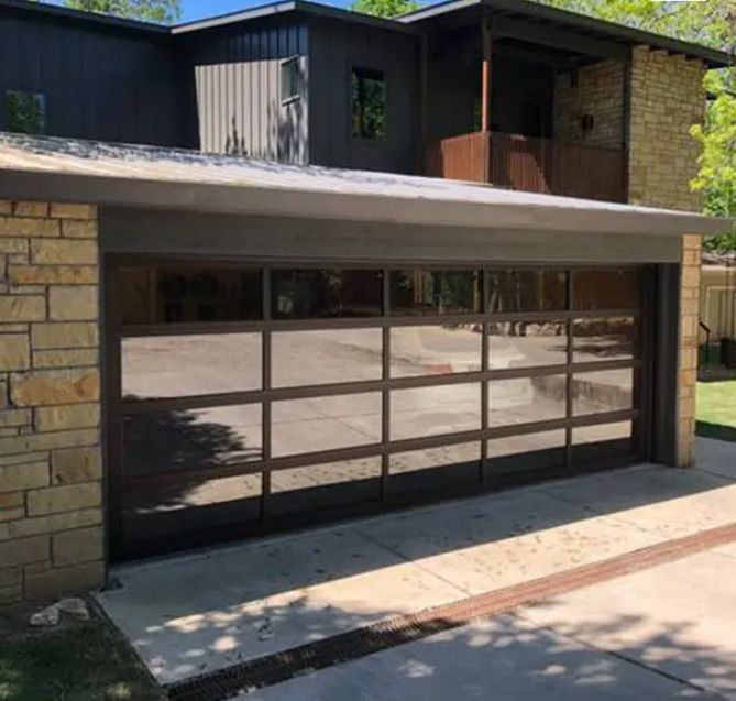 Resistência à água Classe 3 Vidro transparente Excelente Resistência ao vento Industrial Overhead Portão de garagem seccional resistente com manual ou automático