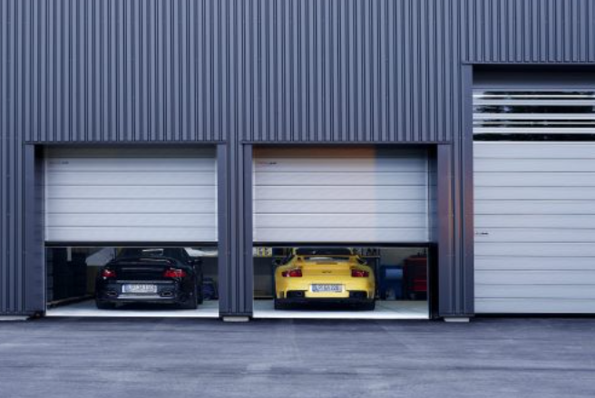 Motor de liga de alumínio Potência 0,75KW Porta espiral de alta velocidade transparente de alumínio Segurança Eficiência Segurança Eficiência Garantindo a Operação