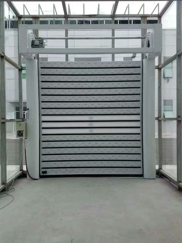 De alumínio de grande resistência rolam acima a porta, portas de alta velocidade do obturador do rolo
